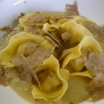 Cappelletti in a leek sauce with truffle