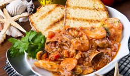 Seafood-and-landfood-cooking